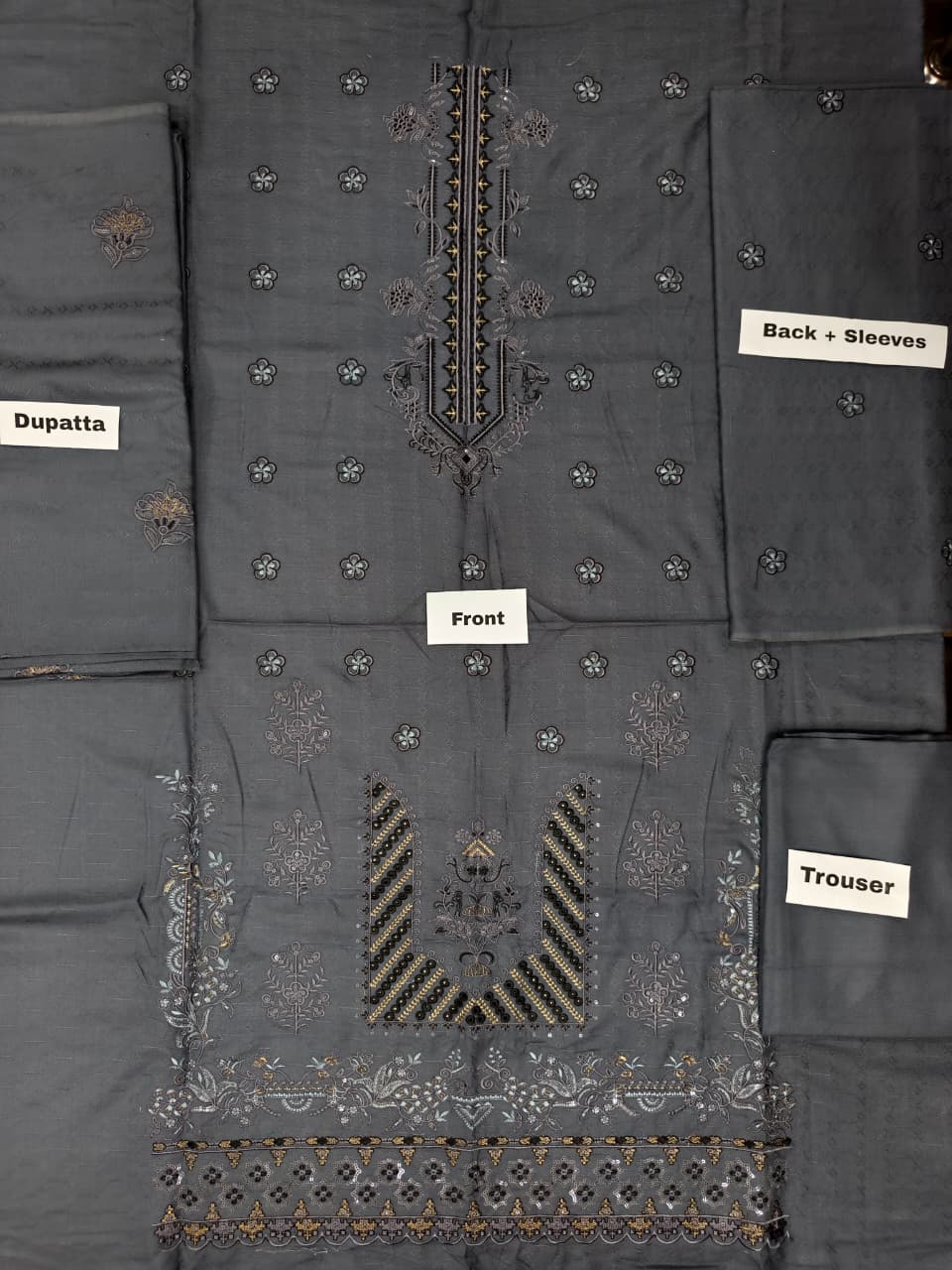 Embroidered Dhanak Unstitched 3 Piece