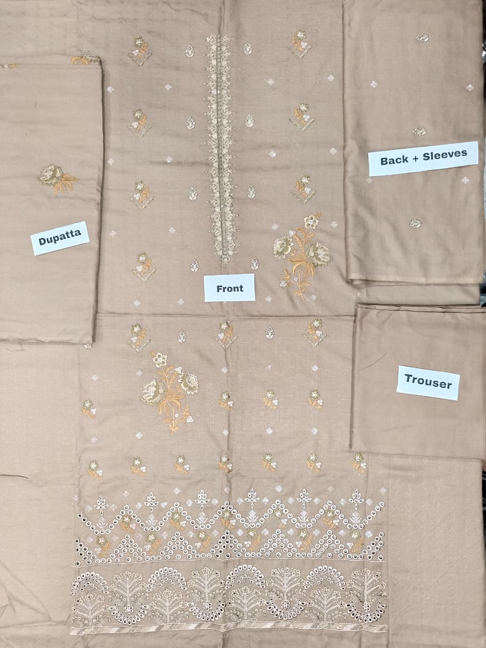 Embroidered Dhanak Unstitched 3 Piece