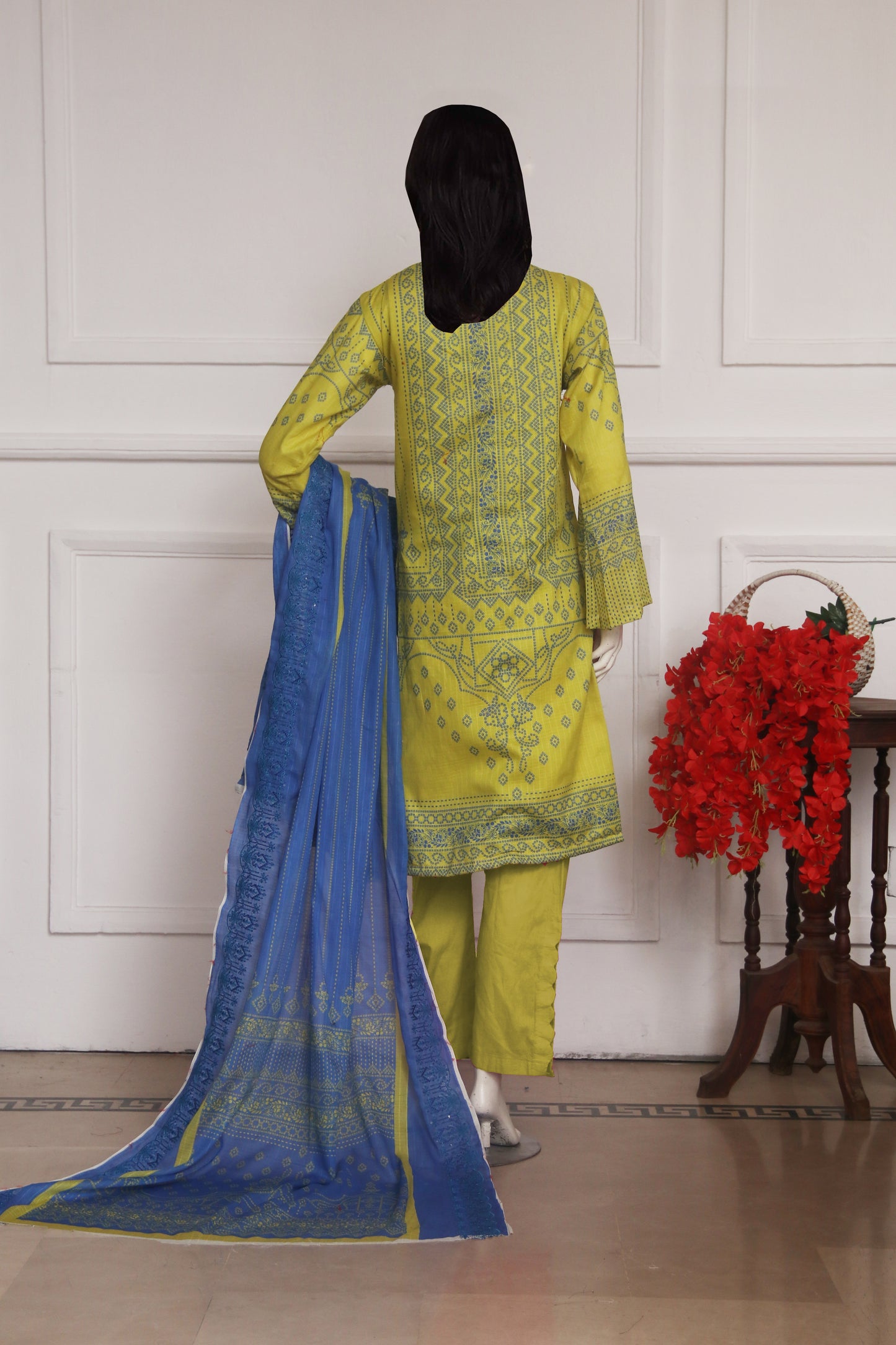 Anmol Three Piece Lawn Suit